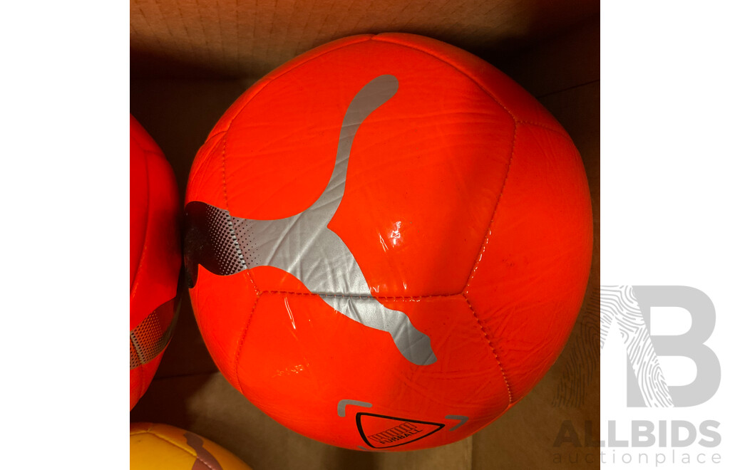 PUMA Puma Icon Soccer Ball (Orange/Yellow)(Size 5) - Lot of 3 - Estimated Total ORP $99.00