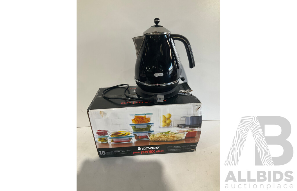 SNAPWARE PURE PYRES 18 Piece Glass Food Storage Set, DE'LONGHI Black ICONA Cordless Kettle - Lot of 2  - Estimated ORP $149