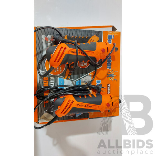 The Renovator Twist-a-Saw Deluxe Kit With Extra Saw Included - ORP $150