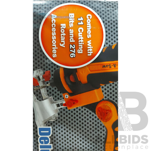 The Renovator Twist-a-Saw Deluxe Kit With Extra Saw Included - ORP $150