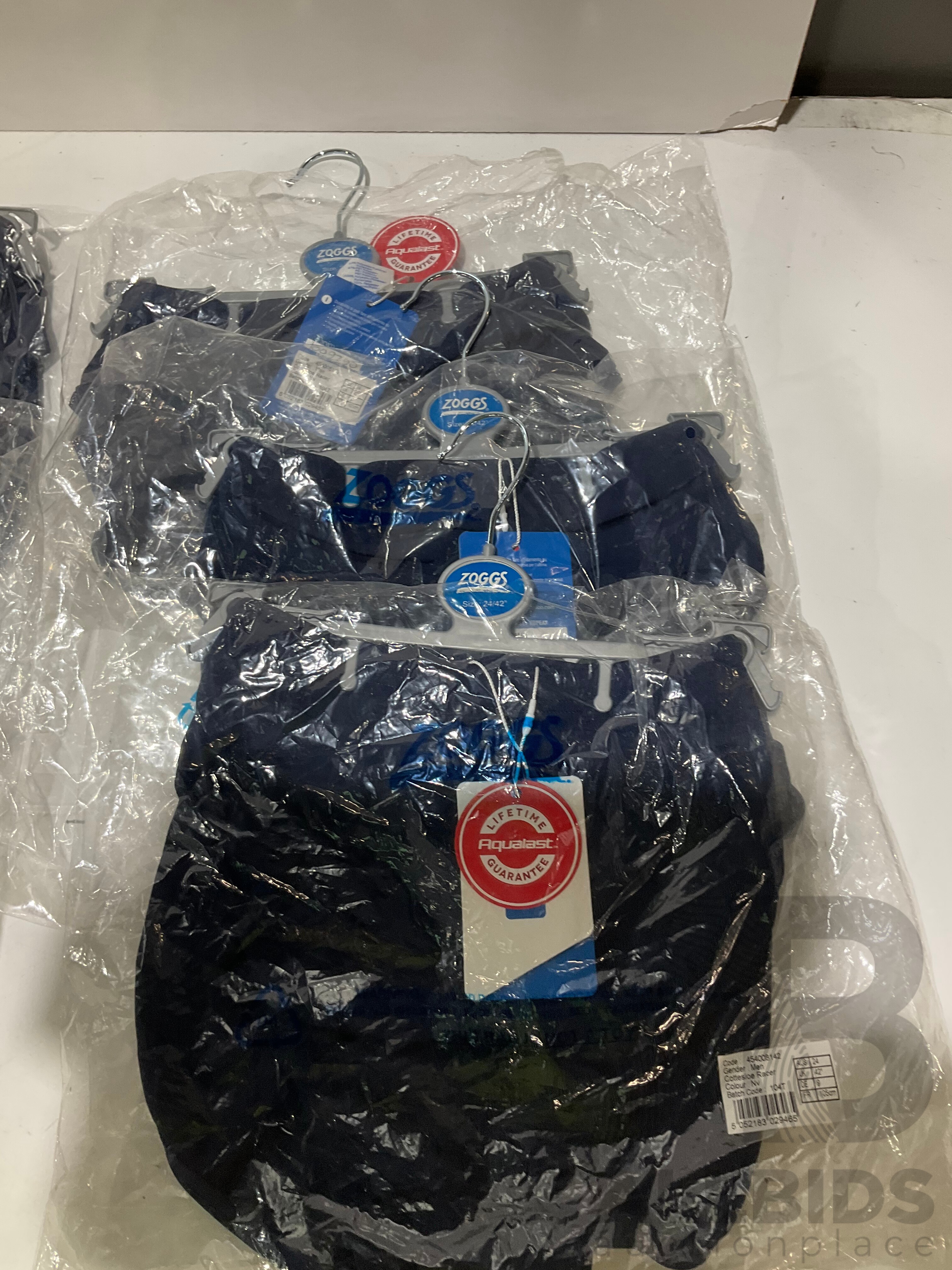 ZOGGS Aqualast Mens Swimmers Navy Lot 1434659 ALLBIDS