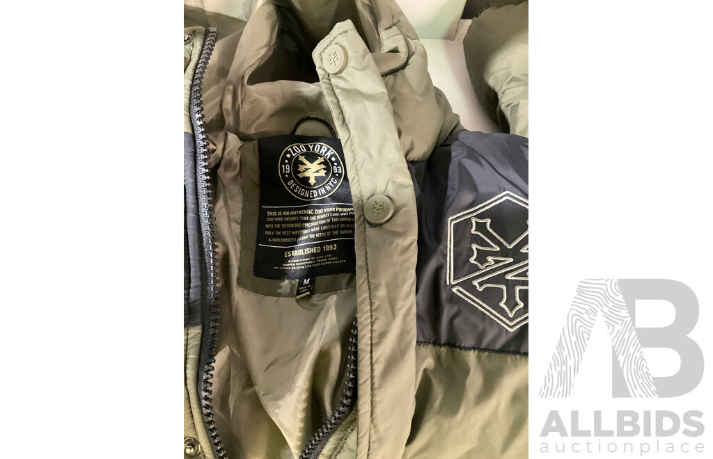 NIKE (Size 11),TIMBERLAND( Size 12) CHEROKEE JACKET (Size XL),ZOO YORK (Size M), NIKE BAG - Assorted Mens Shoes/Clothing - Lot of 5 -  Estimated ORP $1000.00