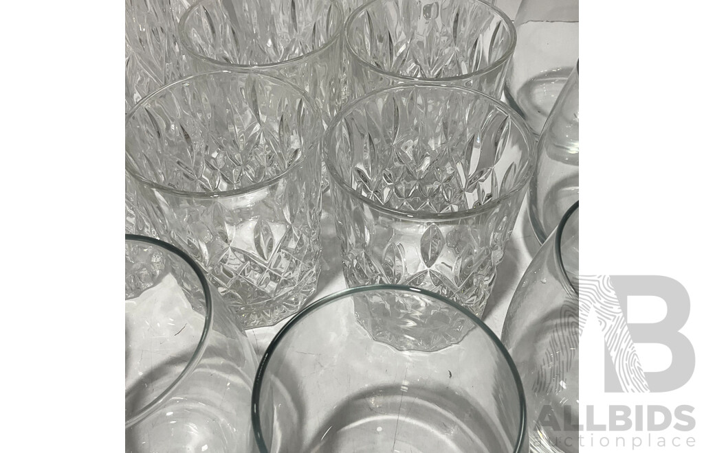 SALT and PEPPER Tumbler and Glass Set - SALT and PEPPER Stemless Wine Glasses SALT and PEPPER 12 Pc Dinner Set - Bamboo Chopping Boards - Lot of 5 - Total Estimated ORP $310.00