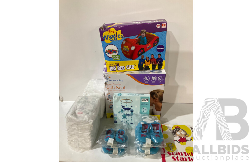 RALPH LAUREN (Szie 0 / 4),THE WIGGLES, DREAMBABY BATH SEAT, HUGGIES - Assorted Baby Items - Lot of 14 - Estimated ORP $249.99