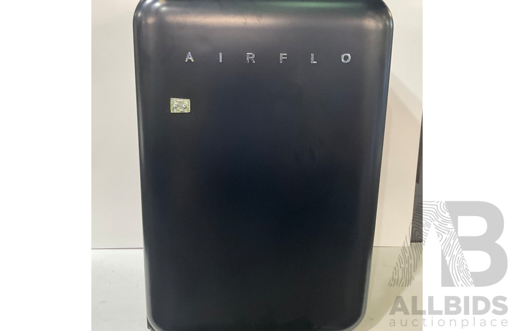 AIRFLO (AFF130B) 130L Retro Bar Fridge (Black)  - ORP $649.00