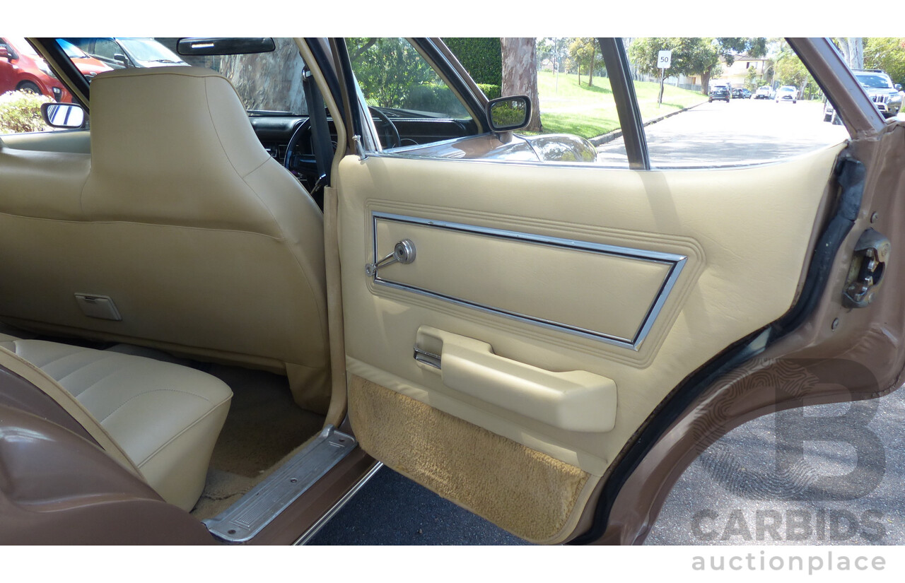 2/1977 Ford Fairmont XC 4d Wagon Antique Gold 4.9L V8 - Matching Numbers