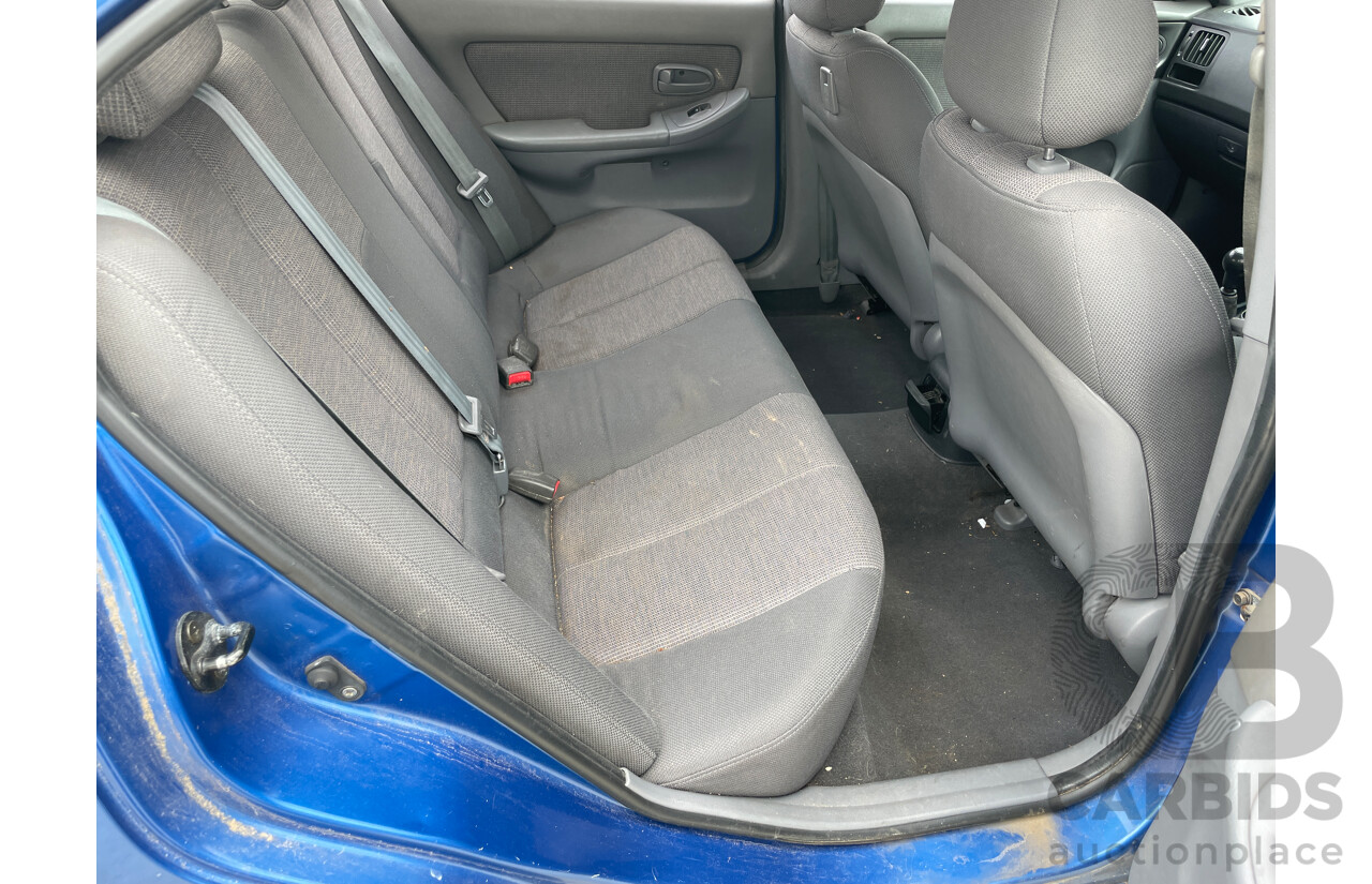 8/2004 Hyundai Elantra 2.0 HVT XD 4d Sedan Blue 2.0L