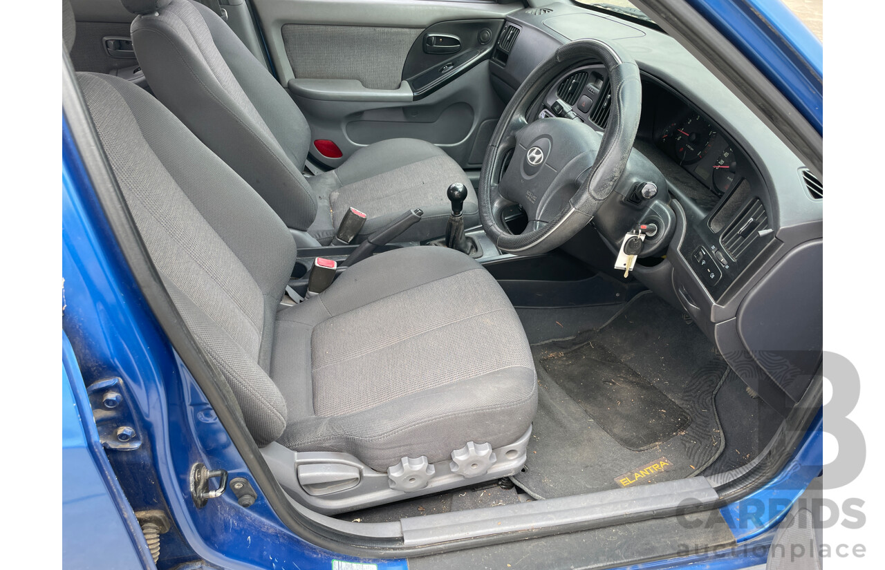 8/2004 Hyundai Elantra 2.0 HVT XD 4d Sedan Blue 2.0L