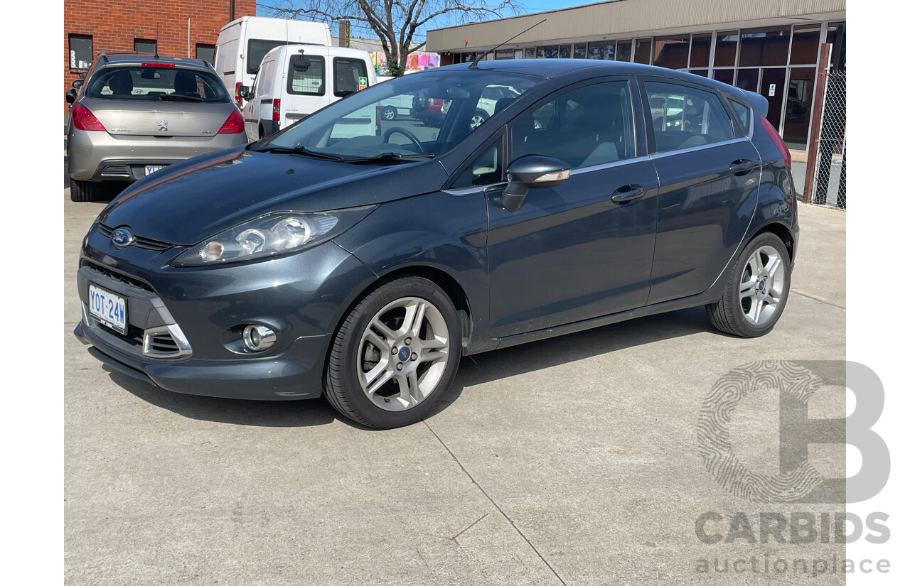 9/2011 Ford Fiesta Zetec WT 5d Hatchback Grey 1.6L