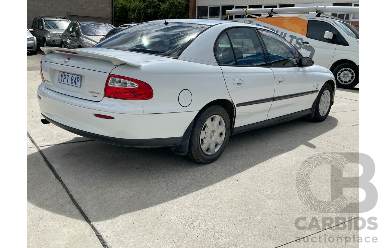 11/2001 Holden Commodore Executive VXII 4d Sedan White 3.8L