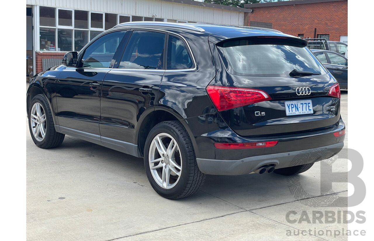 3/2011 Audi Q5 2.0 TDI Quattro 8R MY11 4d Wagon Black 2.0L