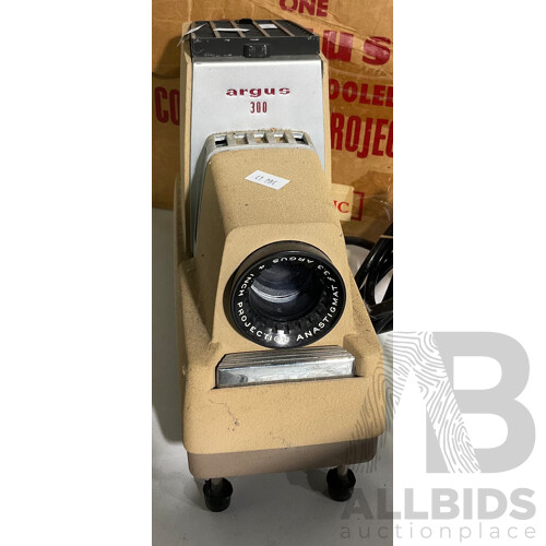 Vintage Argus Blower Cooled Colour Slide Projector - Model Argus 300 W Panoramic in Original Box With Original Instructions