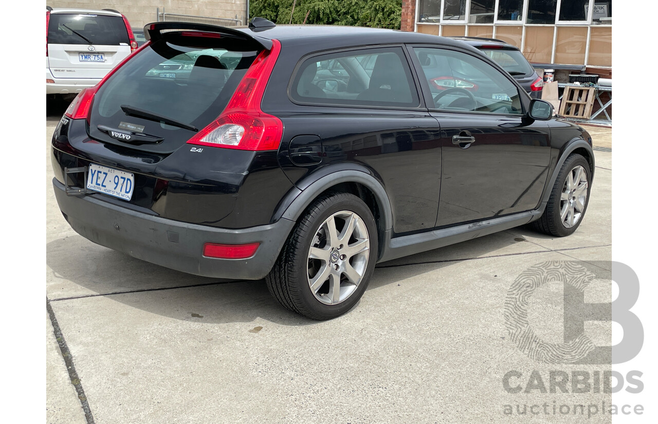 6/2007 Volvo C30 S  3d Hatchback Black 2.4L