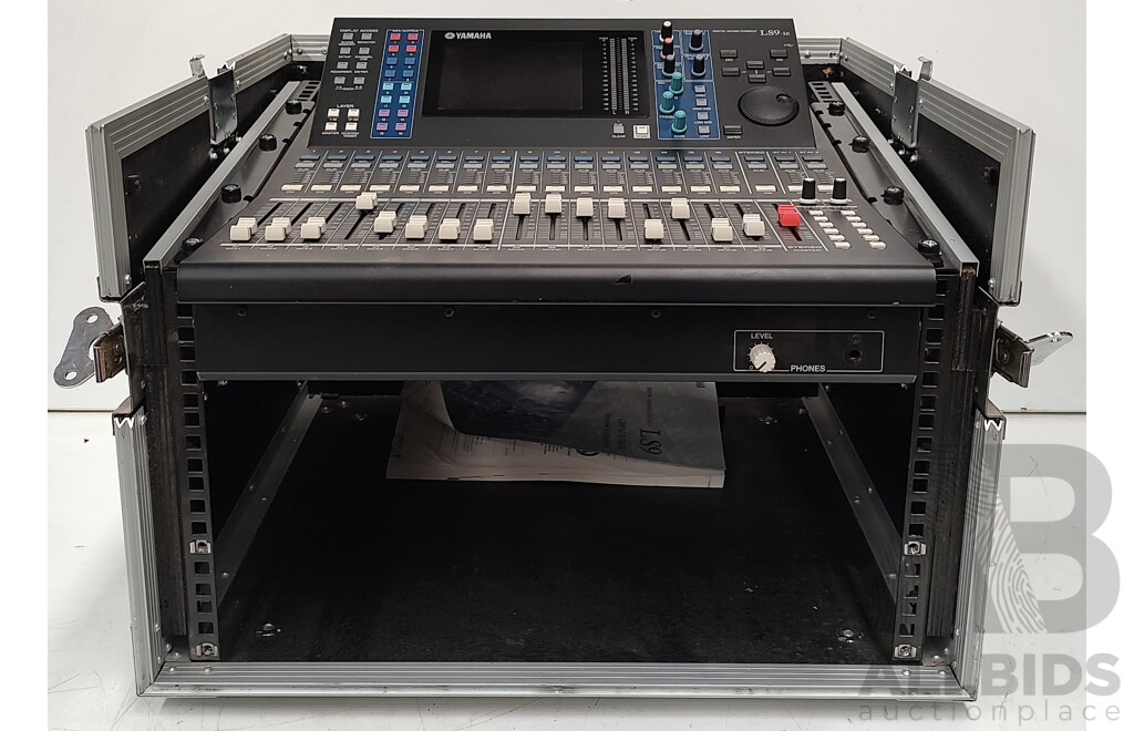 Yamaha (LS9-16) Digital Mixing Console w/ Road Case with Internal Rack Mount