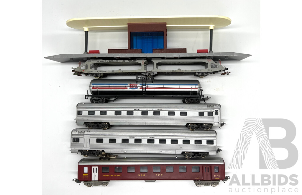 Vintage Lima HO Carriages and Station Some Boxed Includes Railway of Australia and Ampol