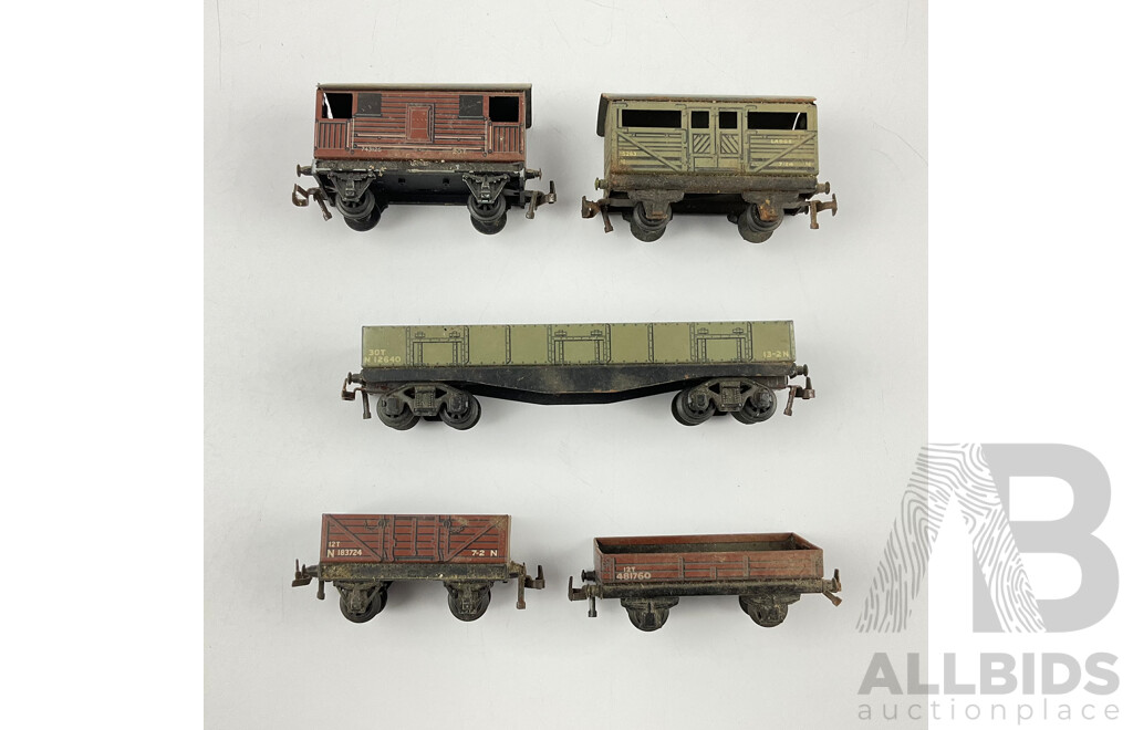 Assortment of TTR Three Rail OO and HO Scale Curved and Straight Track