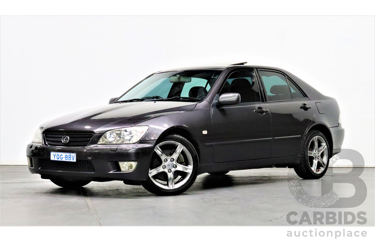 7/2002 Lexus Is300  JCE10R 4d Sedan Grey 3.0L