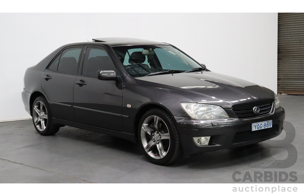 7/2002 Lexus Is300  JCE10R 4d Sedan Grey 3.0L