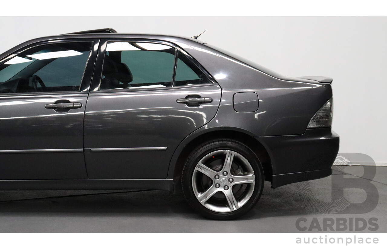 7/2002 Lexus Is300  JCE10R 4d Sedan Grey 3.0L