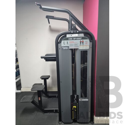 Nautilus Impact Chin/Dip Assist Pin Loaded Machine - Commercial Grade