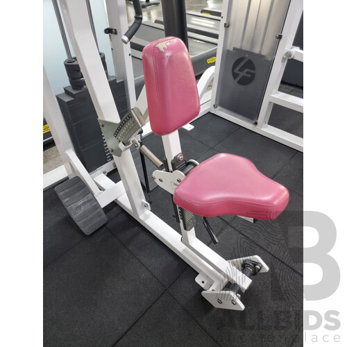 Life Fitness Seated Row Machine