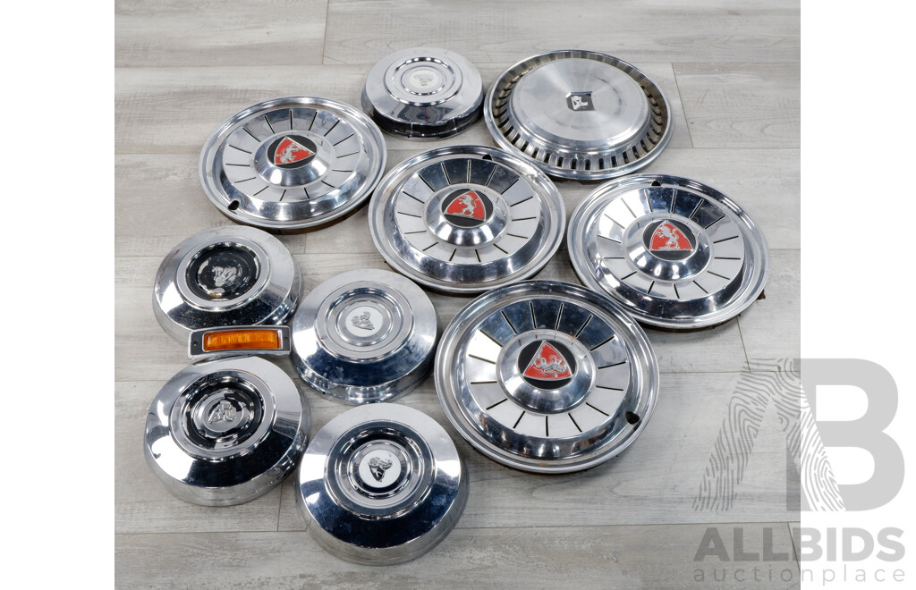 Set of Four Holden HR Hubcaps with Lot 1471013 ALLBIDS