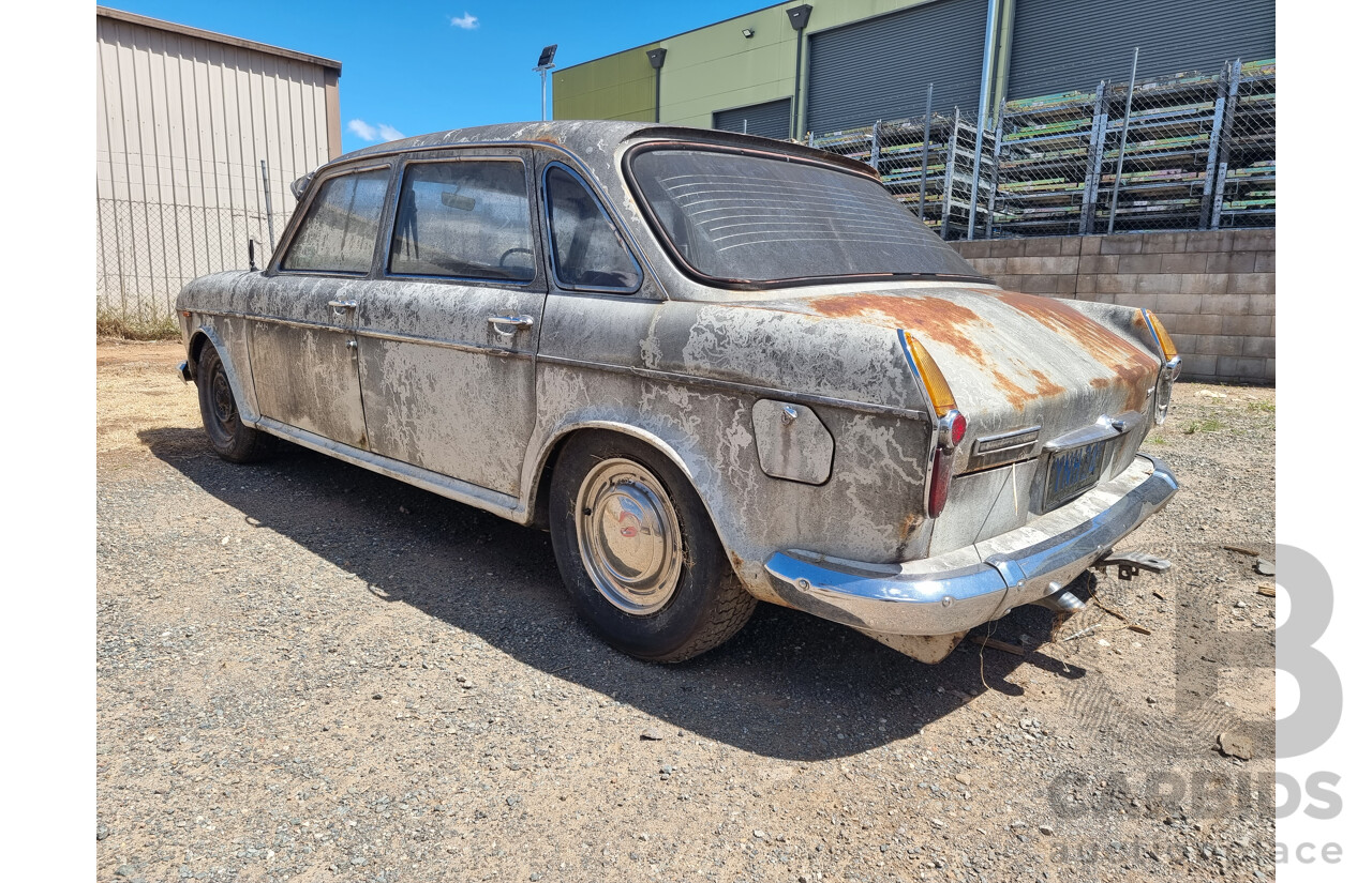 1970 Austin 1800 MkII Sedan - Beige