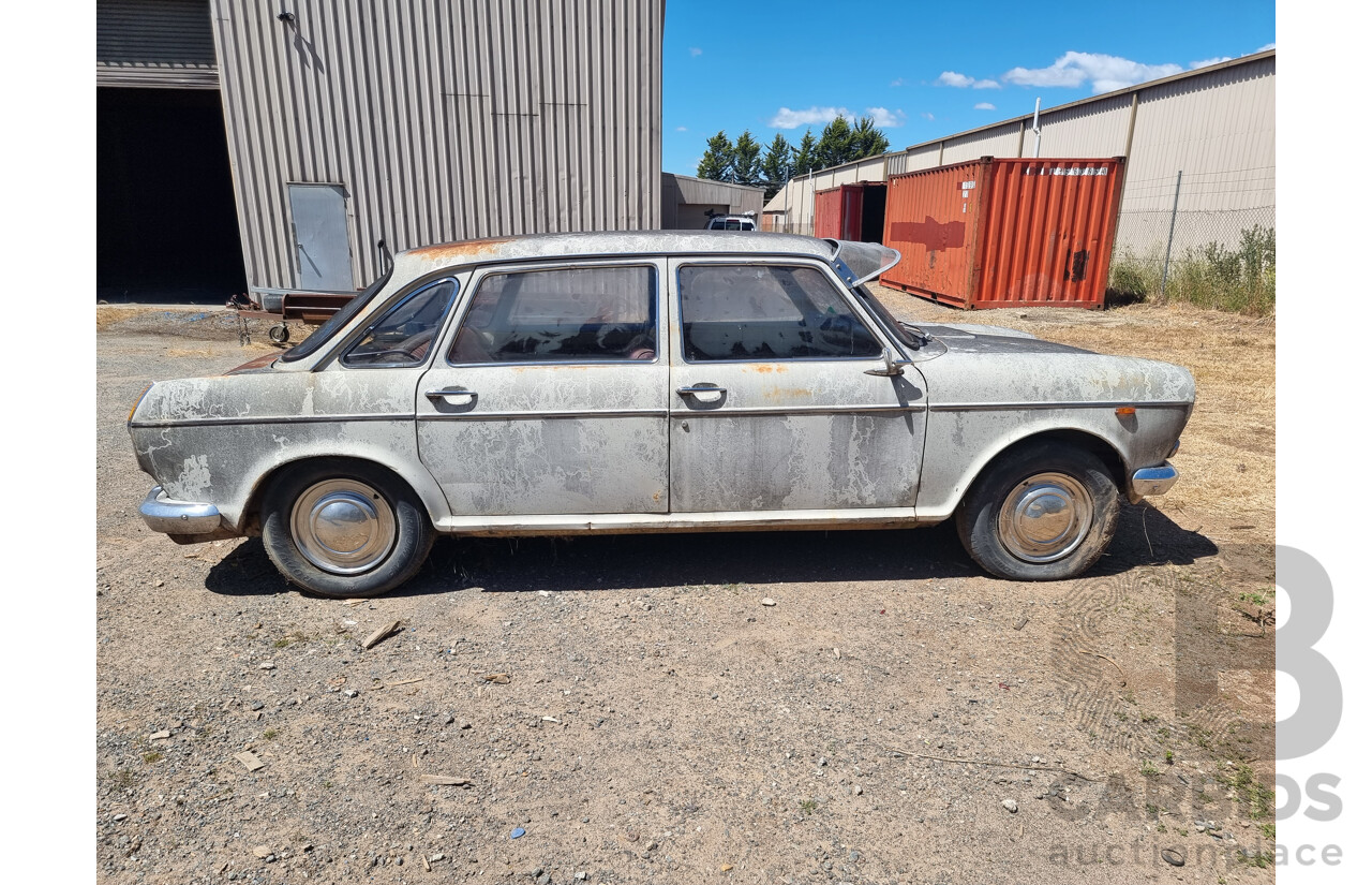 1970 Austin 1800 MkII Sedan - Beige