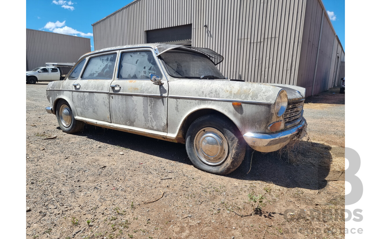 1970 Austin 1800 MkII Sedan - Beige