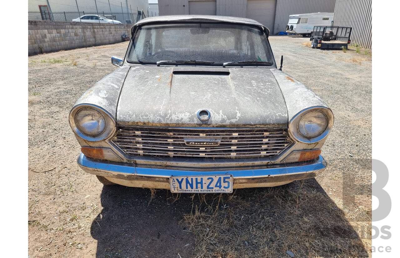 1970 Austin 1800 MkII Sedan - Beige