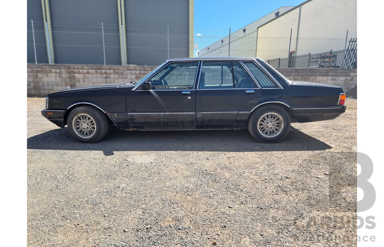 1985 Ford Fairlane ZL Sedan - Black