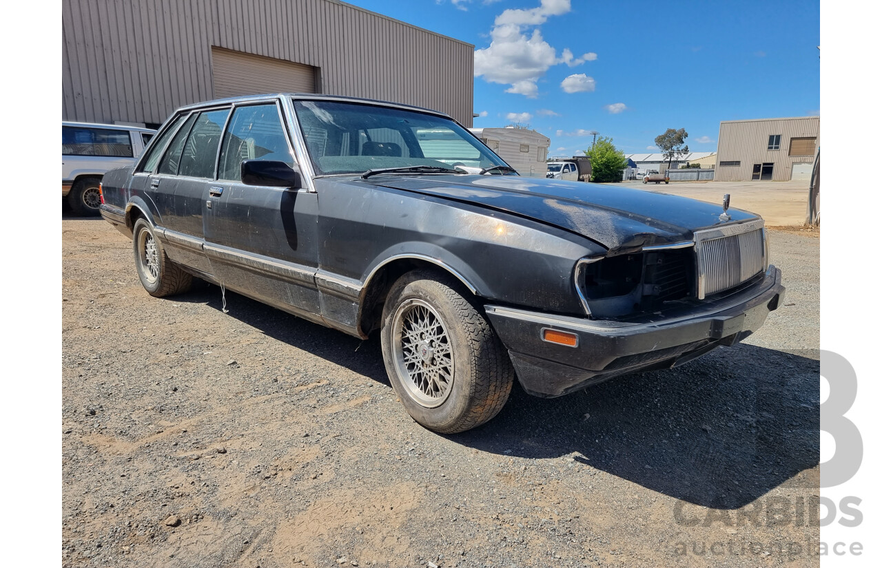 1985 Ford Fairlane ZL Sedan - Black