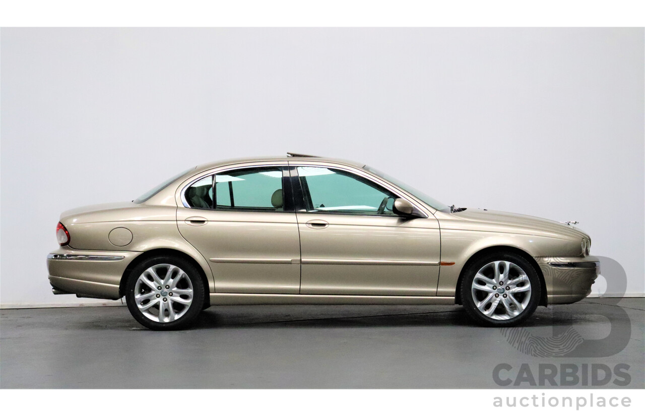 5/2002 Jaguar X Type SE AWD 4d Sedan Gold 3.0L V6