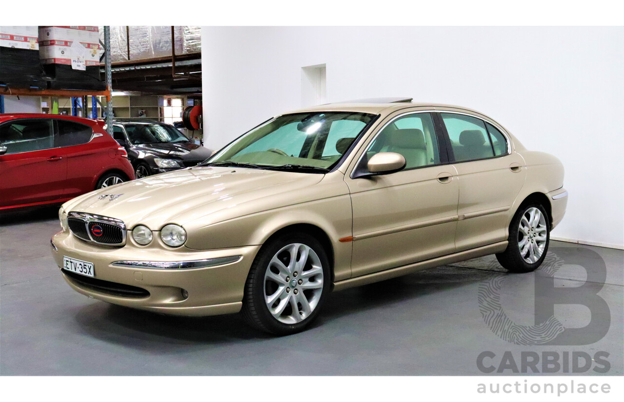 5/2002 Jaguar X Type SE AWD 4d Sedan Gold 3.0L V6