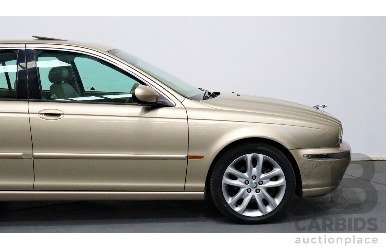 5/2002 Jaguar X Type SE AWD 4d Sedan Gold 3.0L V6