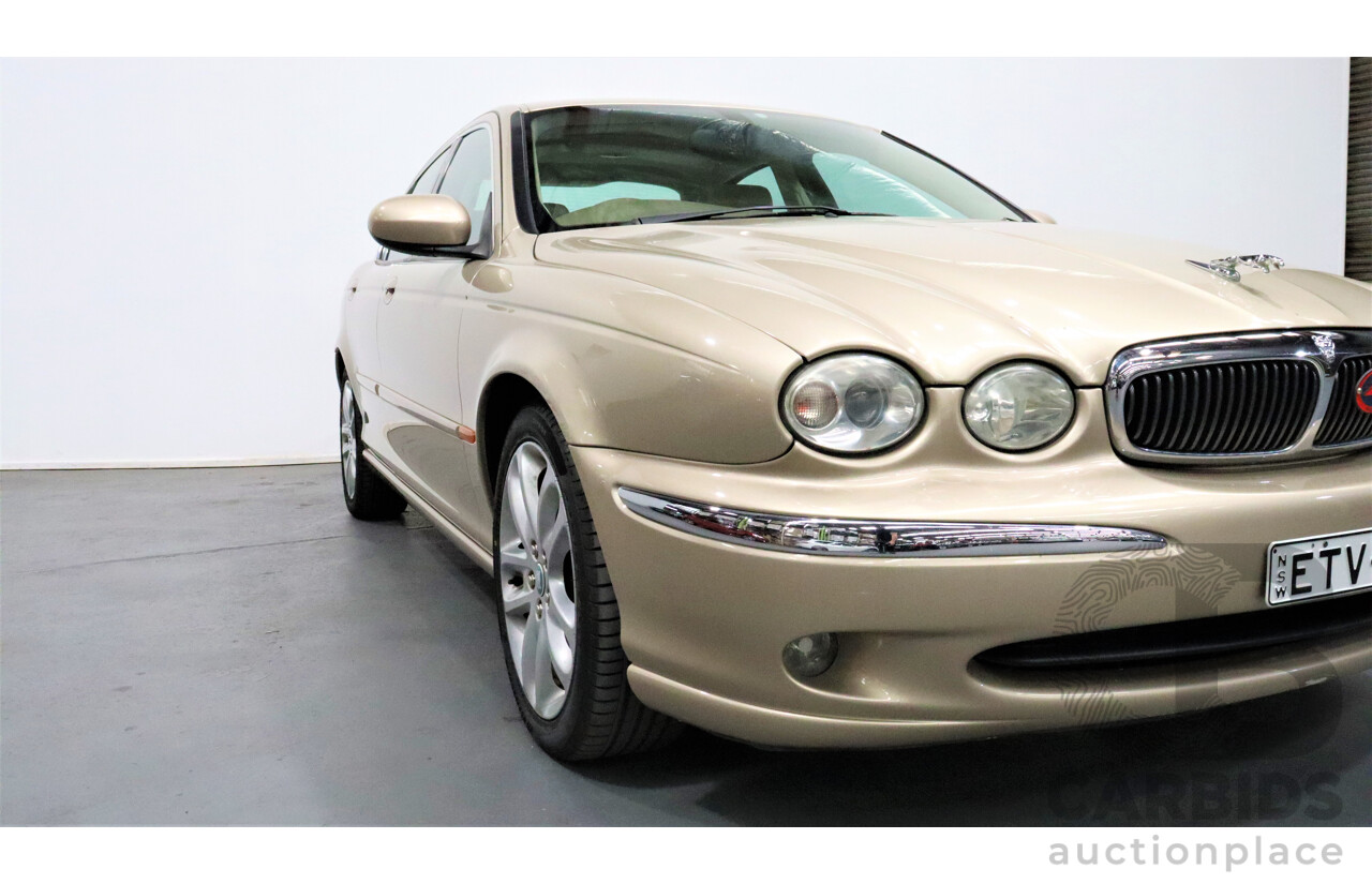 5/2002 Jaguar X Type SE AWD 4d Sedan Gold 3.0L V6