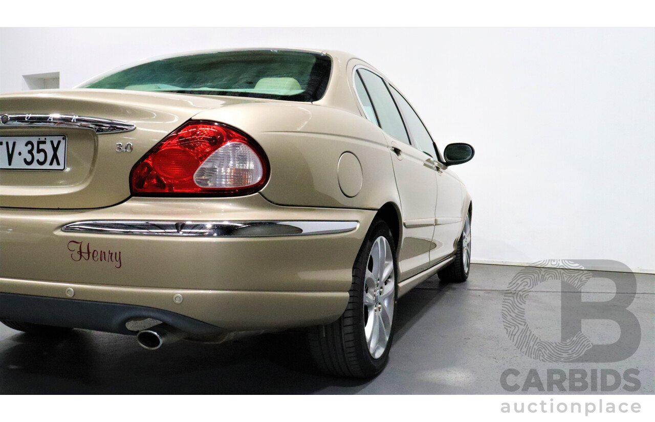 5/2002 Jaguar X Type SE AWD 4d Sedan Gold 3.0L V6