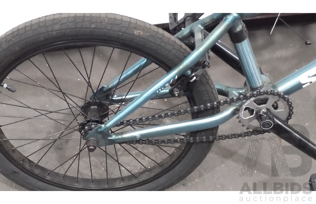 GT Bikes Slammer 10 Inch BMX Bike