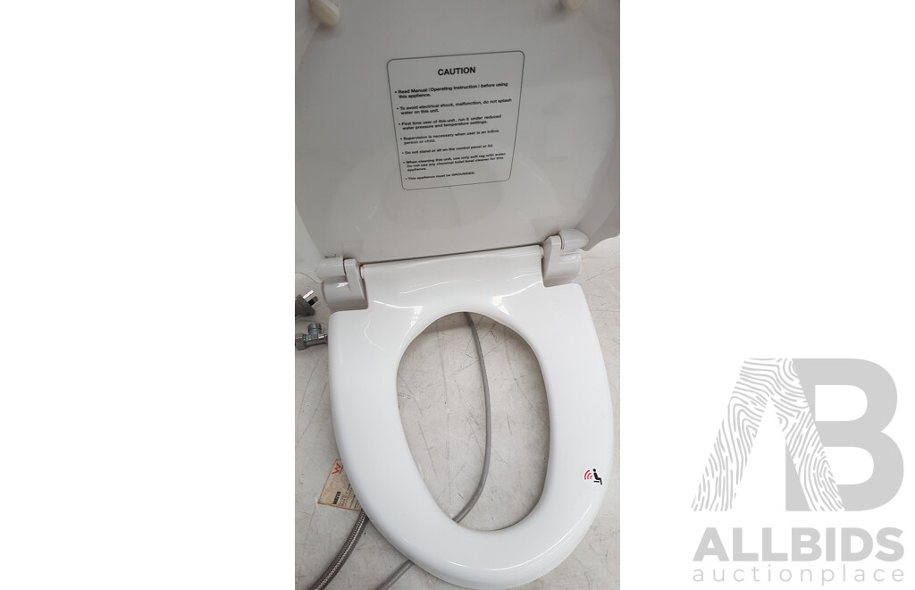 Uspa Bidet Toilet Seat With Remote Control - ORP $499.99