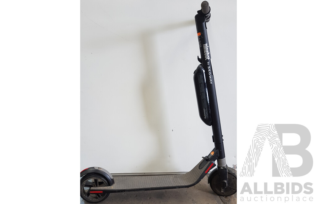 Ninebot Kickscooter ES3 - ORP $799.99