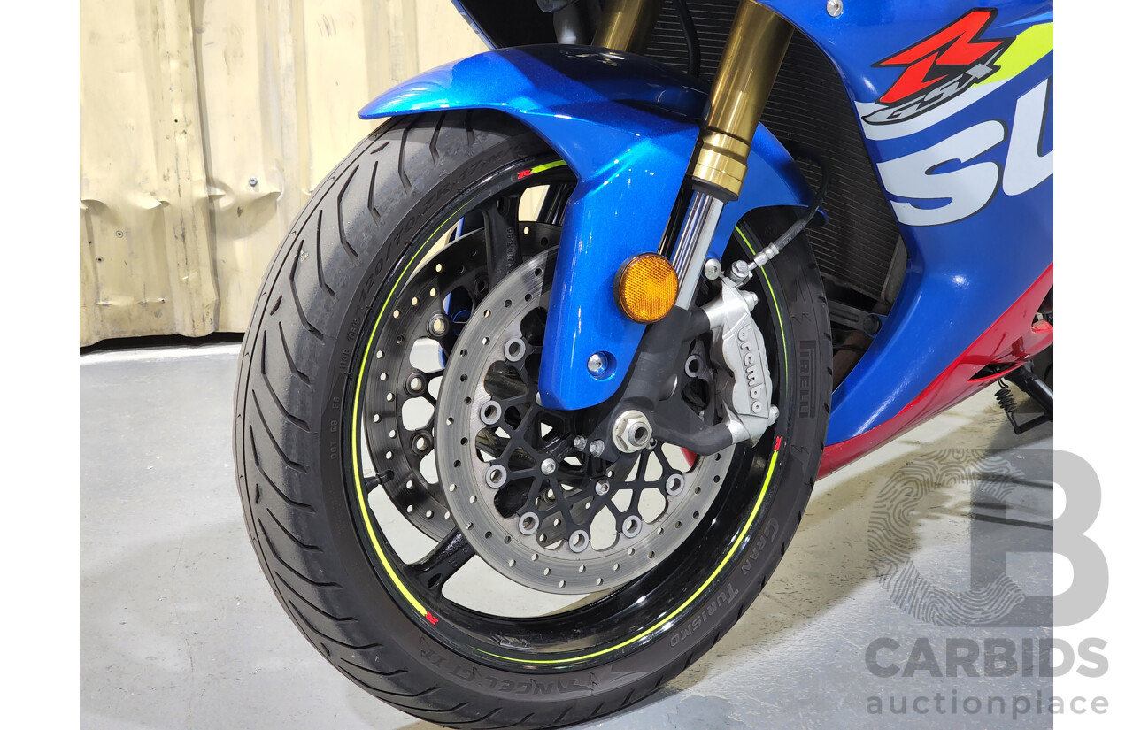 11/2015 Suzuki GSX-R750 750cc Super Sport Motorcycle