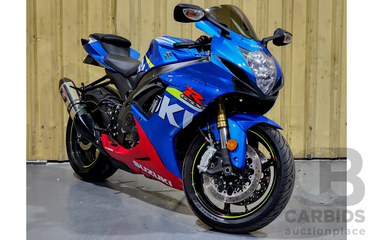 11/2015 Suzuki GSX-R750 750cc Super Sport Motorcycle