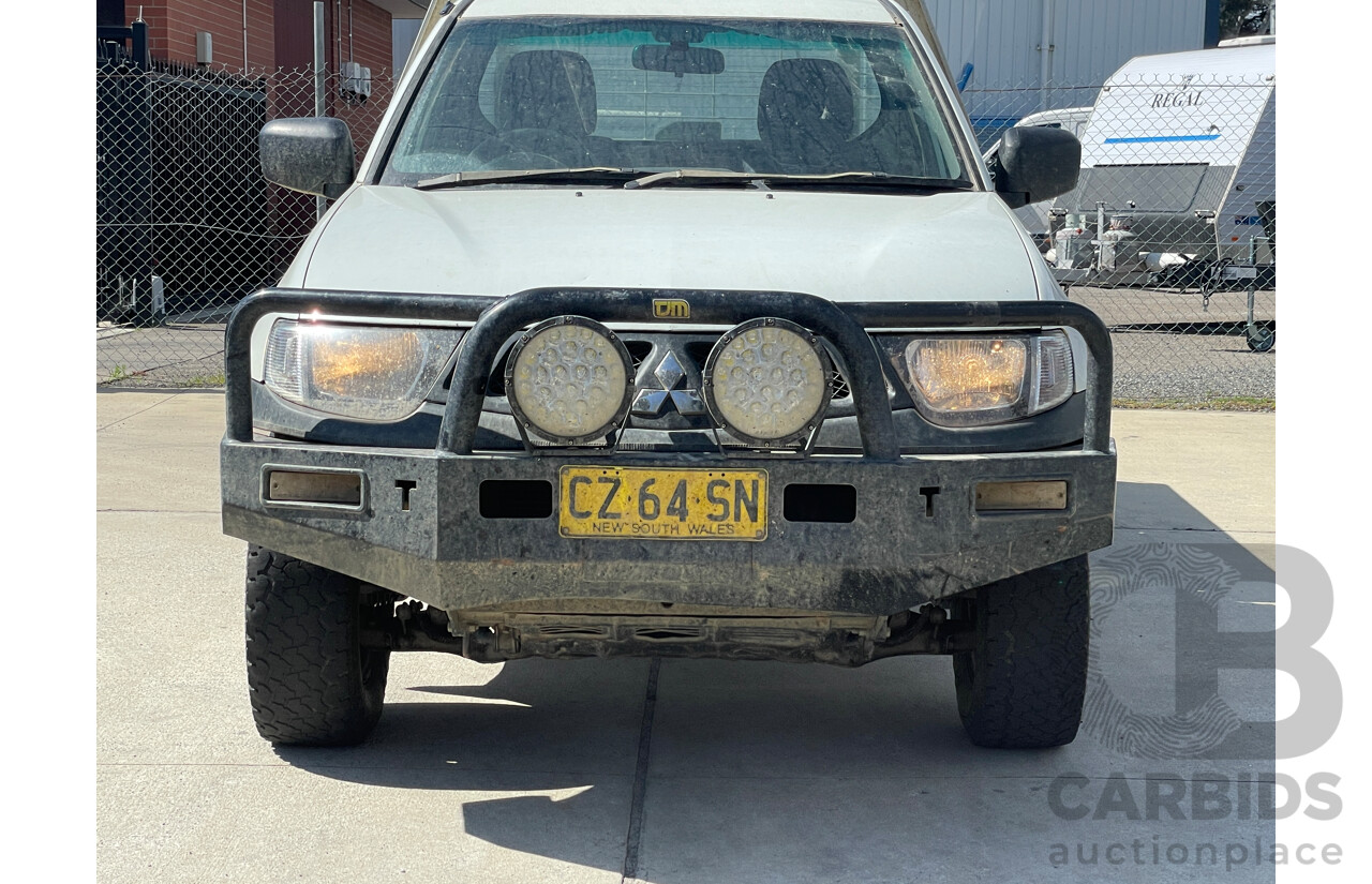 8/2007 Mitsubishi Triton GLX (4x4) ML C/Chas White 3.2L