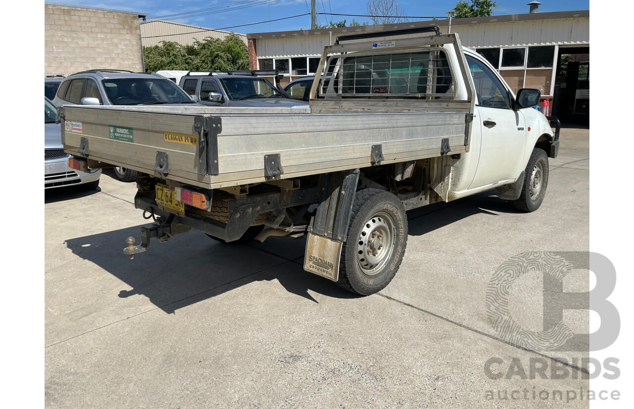 8/2007 Mitsubishi Triton GLX (4x4) ML C/Chas White 3.2L