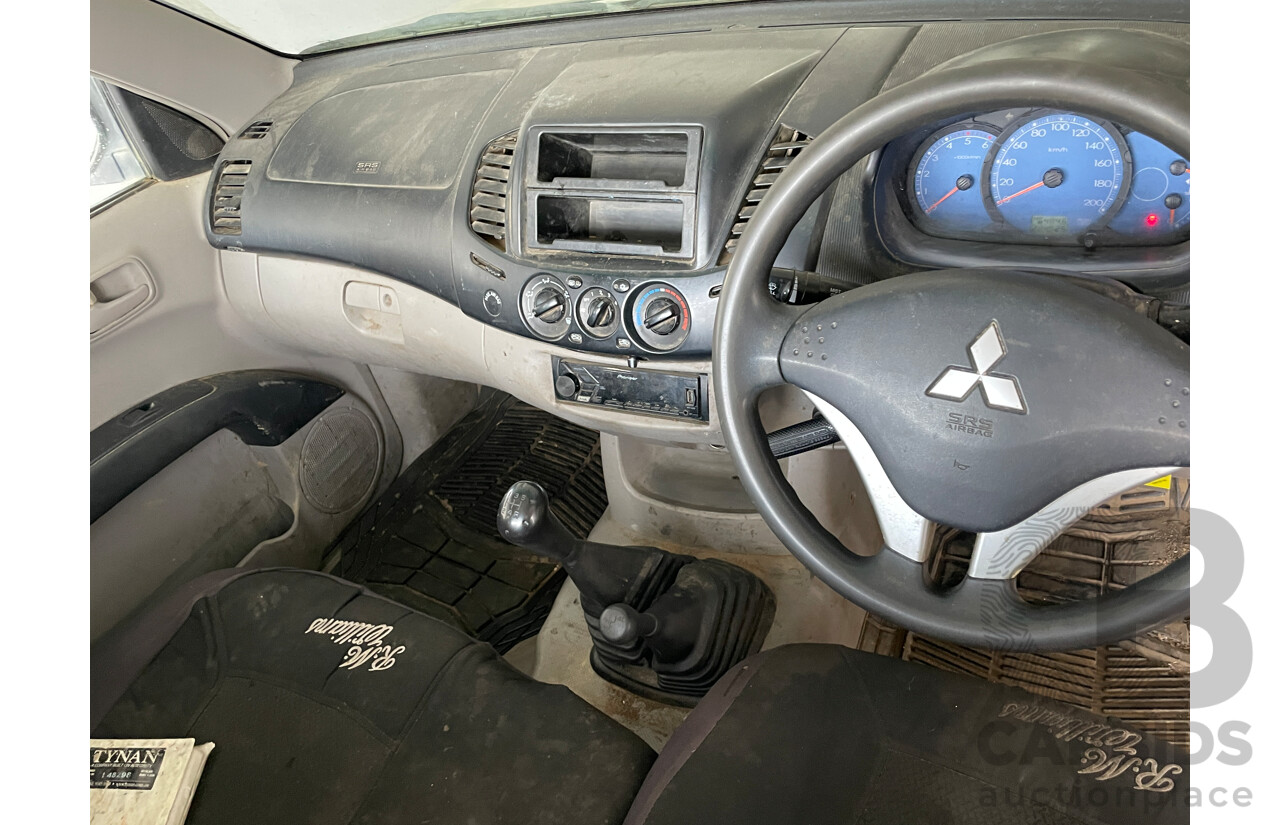 8/2007 Mitsubishi Triton GLX (4x4) ML C/Chas White 3.2L