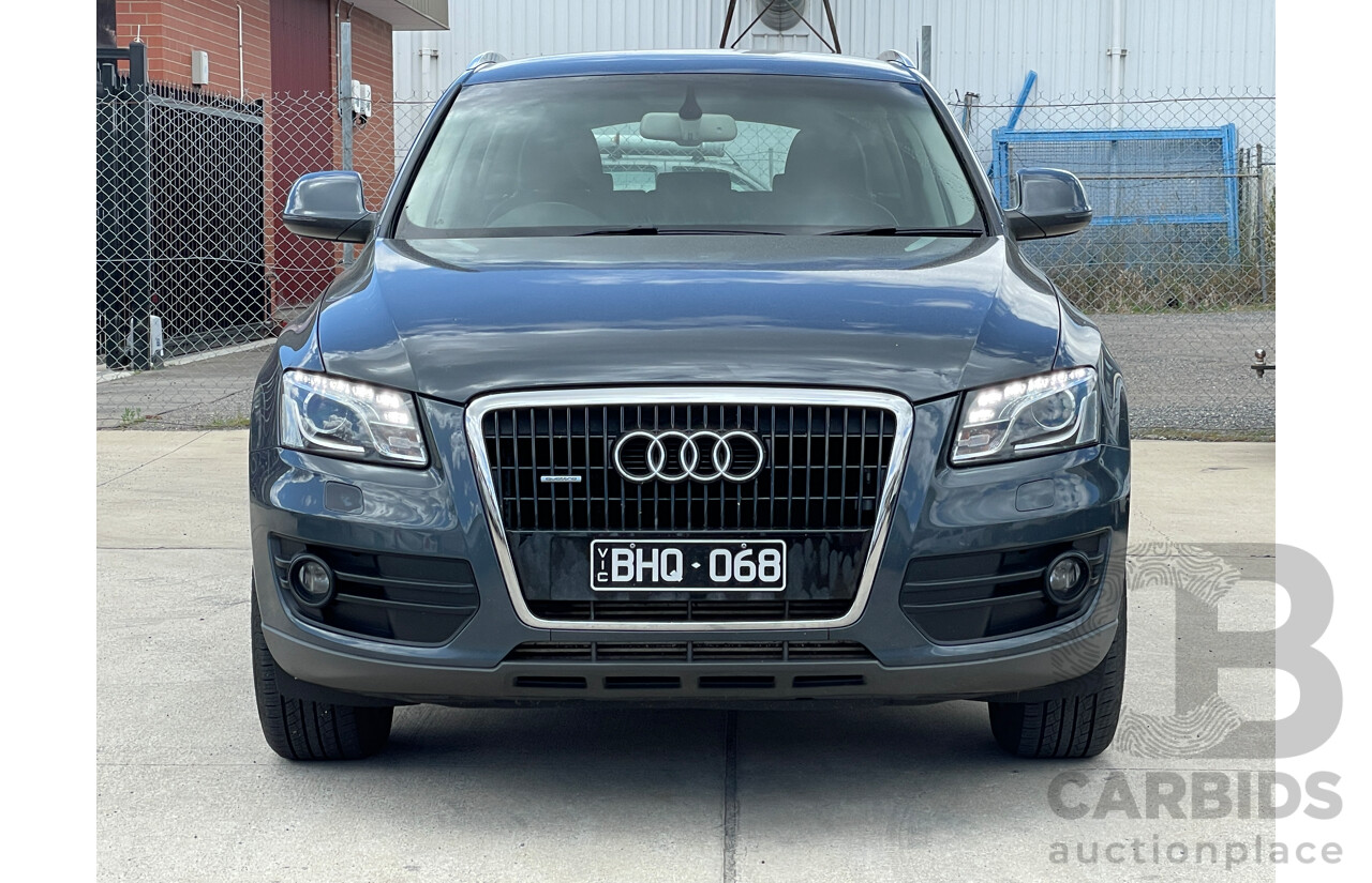 8/2010 Audi Q5 3.0 TDI Quattro 8R MY10 4d Wagon Grey 3.0L