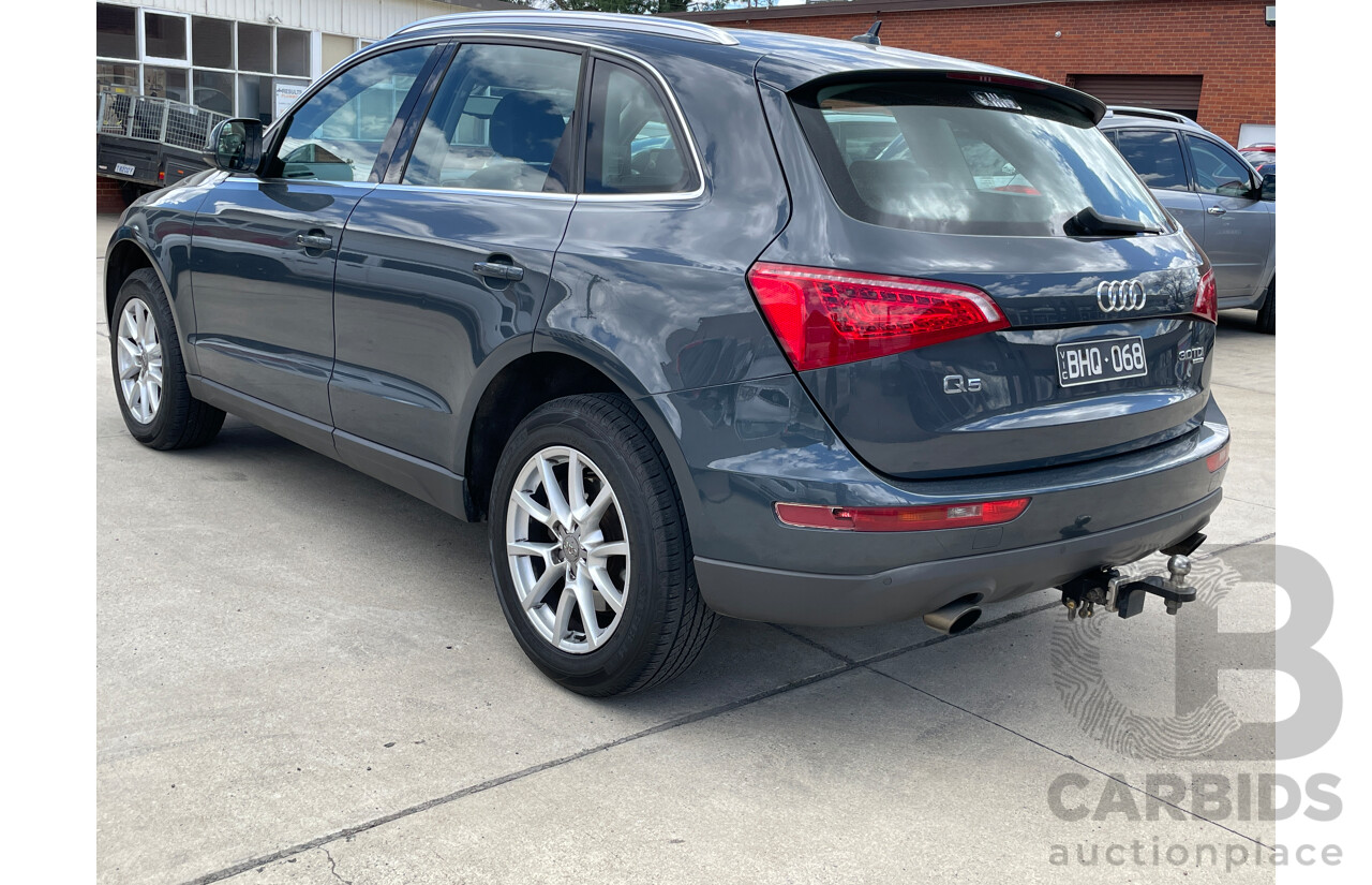 8/2010 Audi Q5 3.0 TDI Quattro 8R MY10 4d Wagon Grey 3.0L