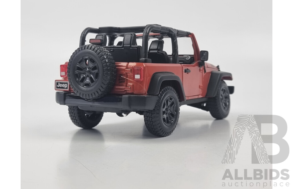 Jeep Wrangler Die Cast Model Car by Maisto - 1:18 Scale