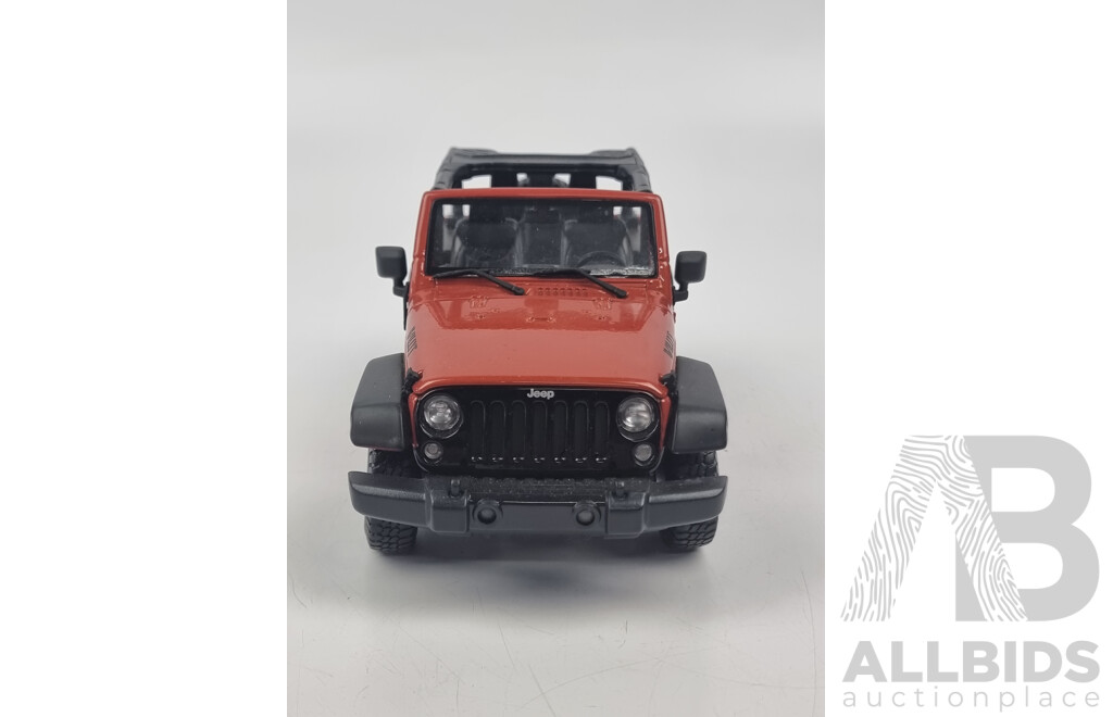 Jeep Wrangler Die Cast Model Car by Maisto - 1:18 Scale