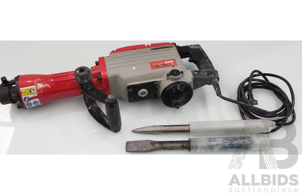 Workzone Titanium+ 1600 Watt Electric Demolition Hammer